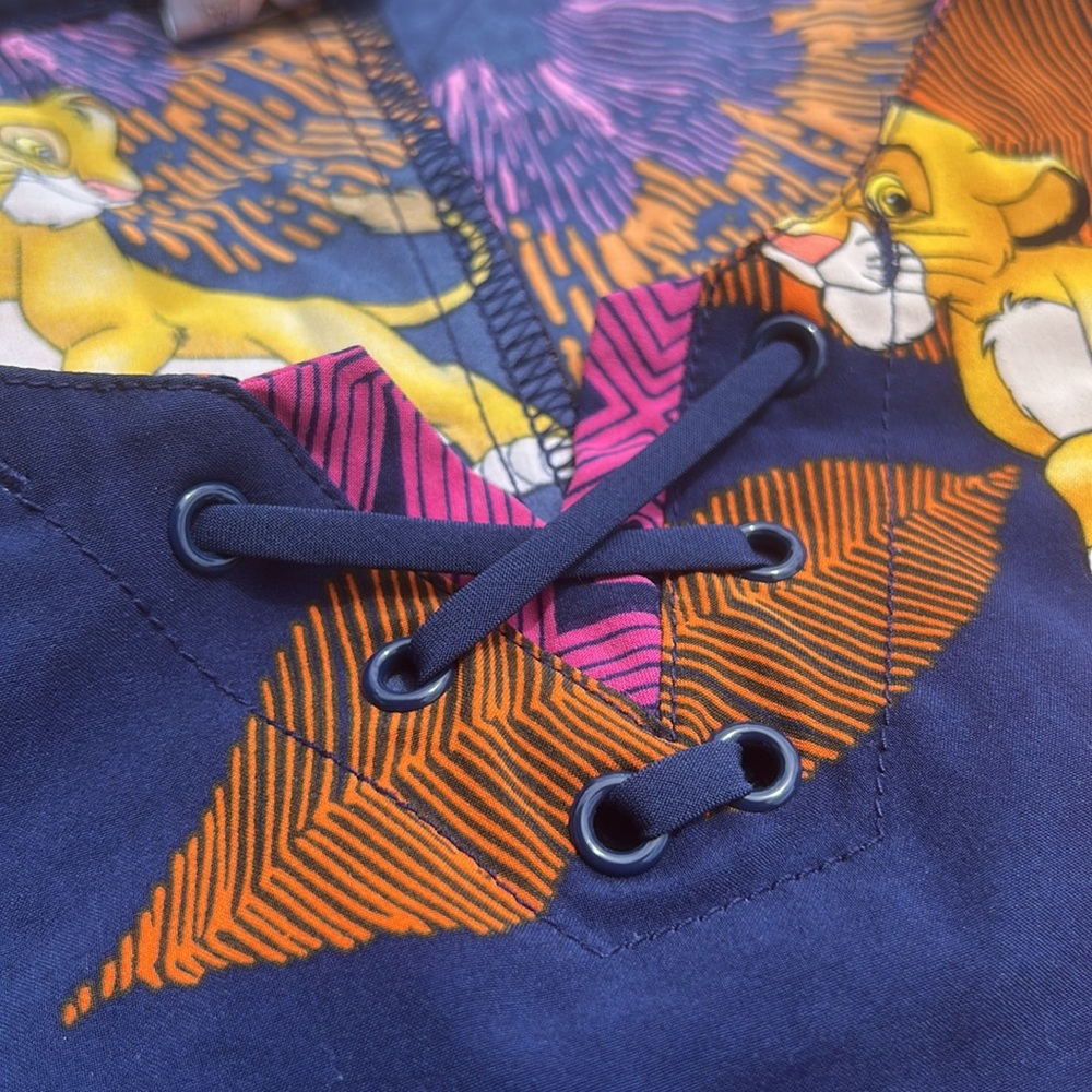Disney Lion King Tooniforms - Nala And Simba Scrub Top - Picture 6 of 8